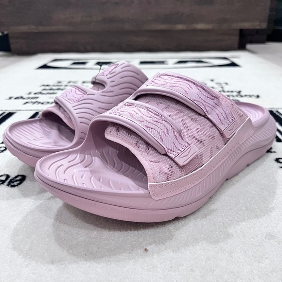 Hoka Ora Luxe Recovery Slides PALE MAUVE / WISTFUL MAUVE - Picture 1 of 8